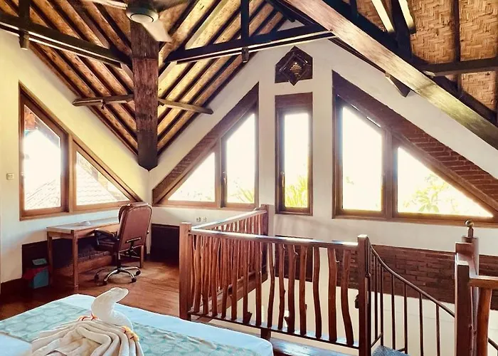 ゲストハウス Yoga Bale House パダンバイ