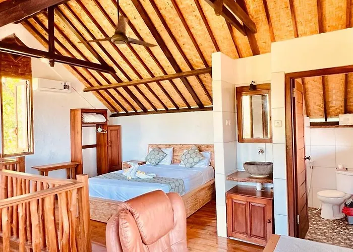 Yoga Bale House *